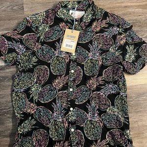 NWT chubbies Hawaiian Neon Black button down shirt